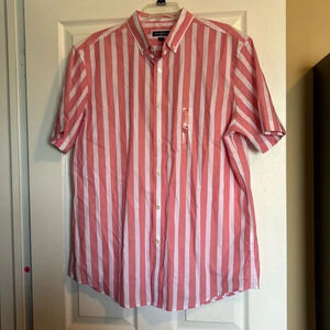 Club Room NWOT men’s pink and white short sleeve button down shirt size large